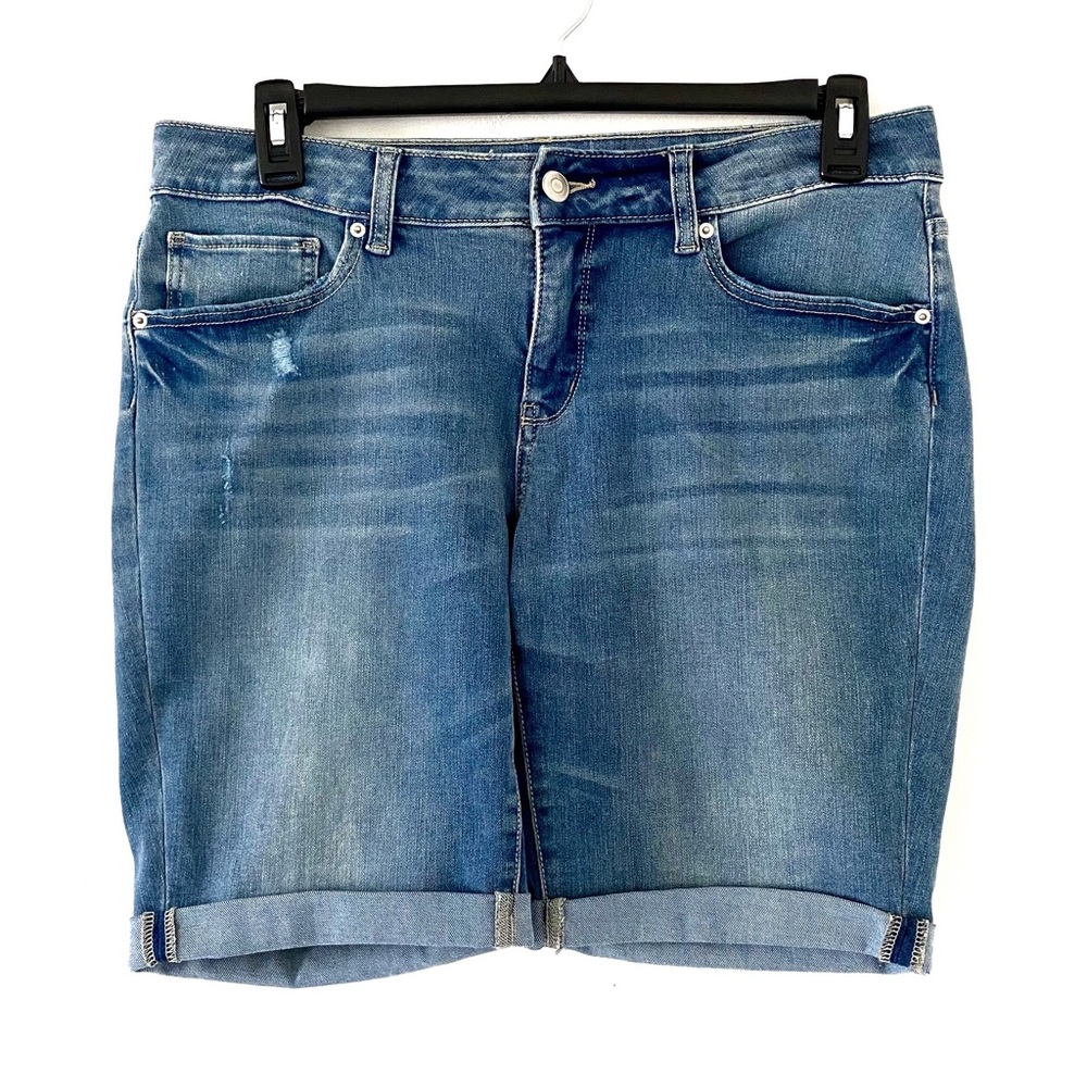 Time and Tru Women’s 16 Distressed Jean Shorts